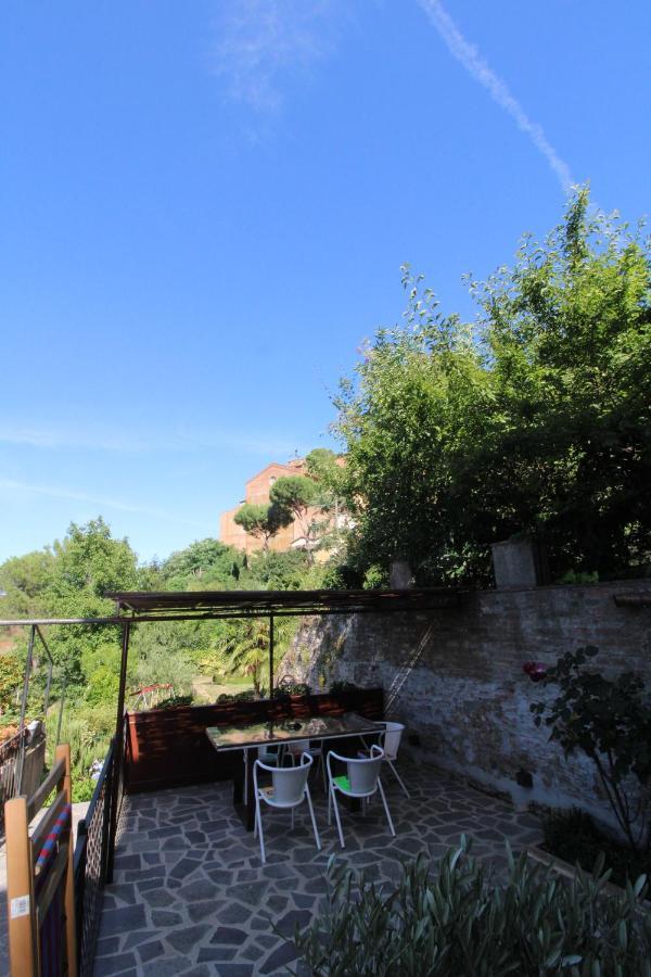 The House Of The Film Appartement Siena Buitenkant foto